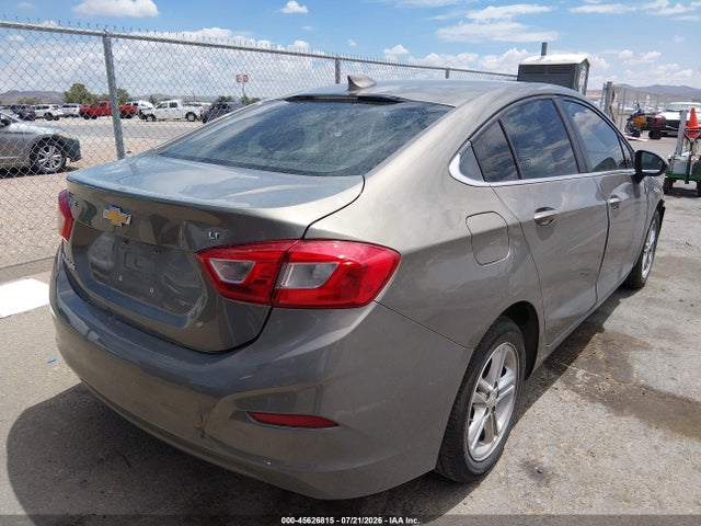 Chevrolet Cruze Lt Auto 2018 1G1BE5SM2J7247125 Image 4