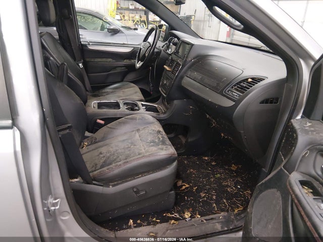 Продажа на аукционе авто 2017 Dodge Grand Caravan Gt, vin: 2C4RDGEG1HR766024, номер лота: 45626836