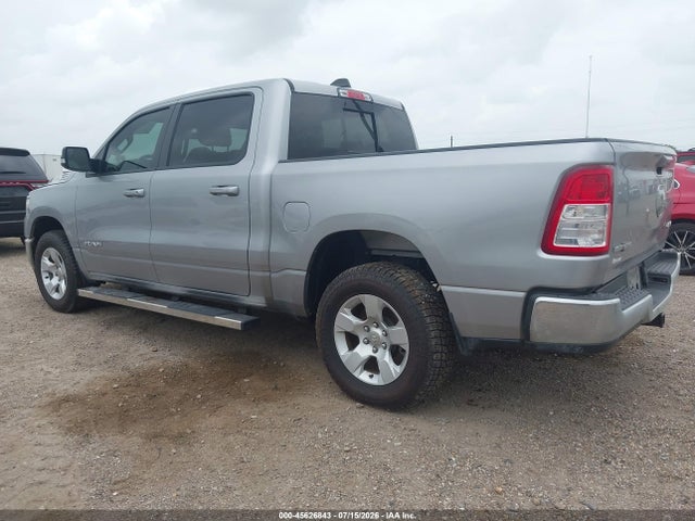 45626843 :رقم المزاد ، 1C6RRFFG2NN296838 vin ، 2022 Ram 1500 مزاد بيع