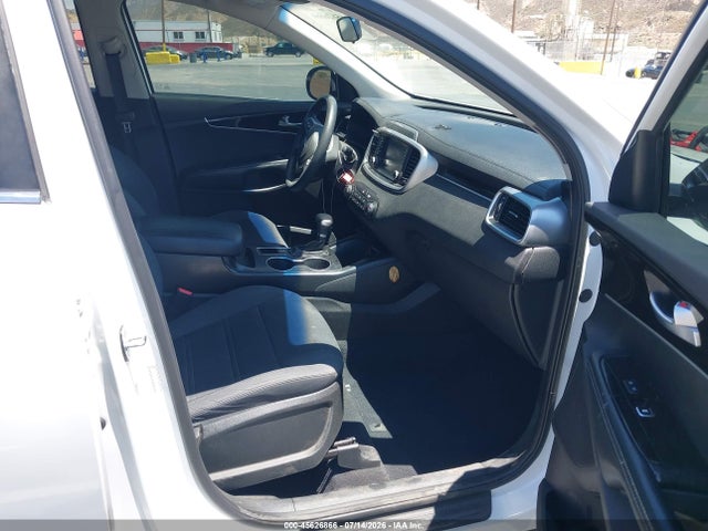 5XYPG4A5XLG627573 KIA Sorento 3.3l Lx