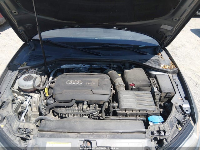 45626905 :رقم المزاد ، WAUACGFF0F1043057 vin ، 2015 Audi A3 1.8t Premium مزاد بيع