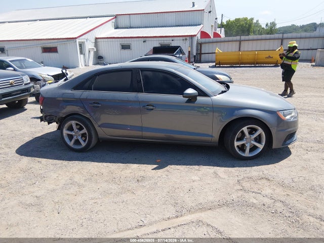 45626905 :رقم المزاد ، WAUACGFF0F1043057 vin ، 2015 Audi A3 1.8t Premium مزاد بيع