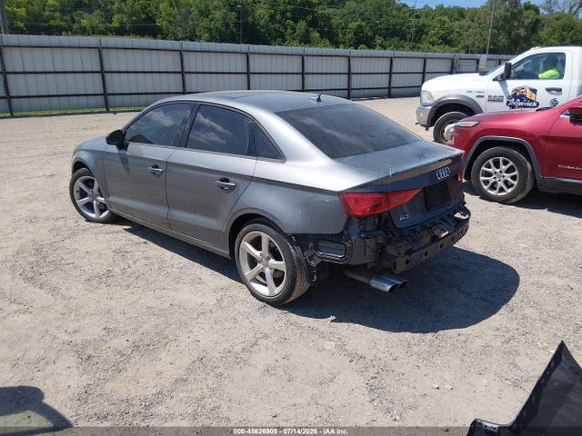 45626905 :رقم المزاد ، WAUACGFF0F1043057 vin ، 2015 Audi A3 1.8t Premium مزاد بيع