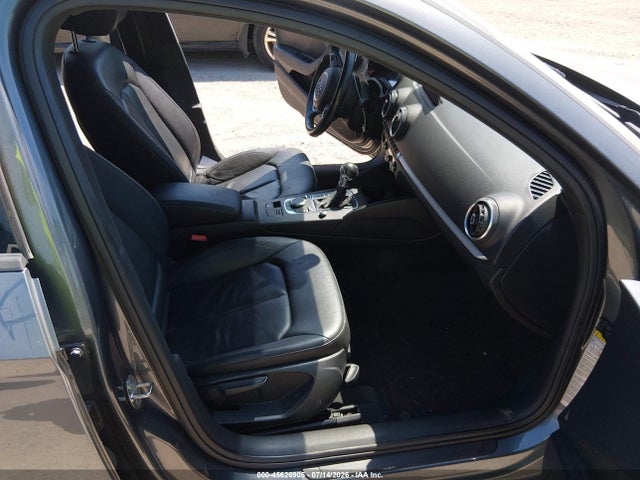 45626905 :رقم المزاد ، WAUACGFF0F1043057 vin ، 2015 Audi A3 1.8t Premium مزاد بيع
