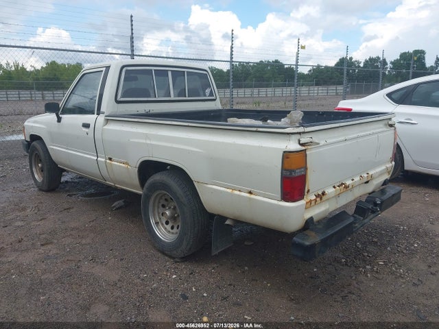 1985 Toyota Pickup 1/2 Ton Rn50 მანქანა იყიდება აუქციონზე, vin: JT4RN50R3F0088989, აუქციონის ნომერი: 45626952