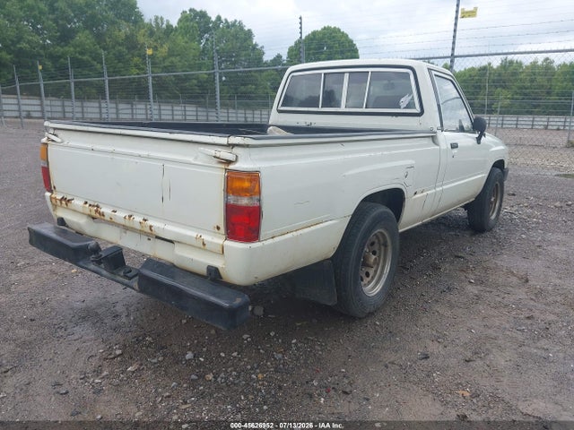 1985 Toyota Pickup 1/2 Ton Rn50 მანქანა იყიდება აუქციონზე, vin: JT4RN50R3F0088989, აუქციონის ნომერი: 45626952