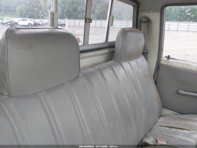 1985 Toyota Pickup 1/2 Ton Rn50 მანქანა იყიდება აუქციონზე, vin: JT4RN50R3F0088989, აუქციონის ნომერი: 45626952