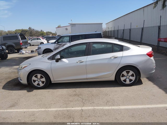 1G1BC5SM3H7267321 Chevrolet Cruze Ls Auto