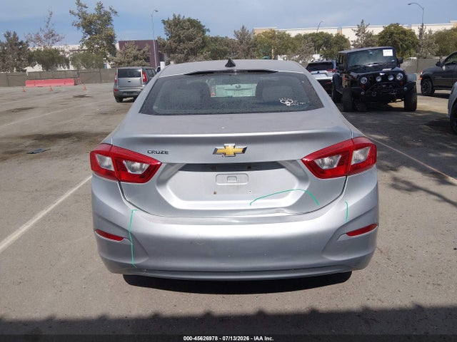 1G1BC5SM3H7267321 Chevrolet Cruze Ls Auto