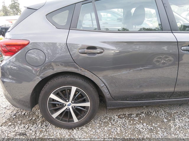 4S3GTAD6XN3716078 Subaru Impreza Premium 5-door