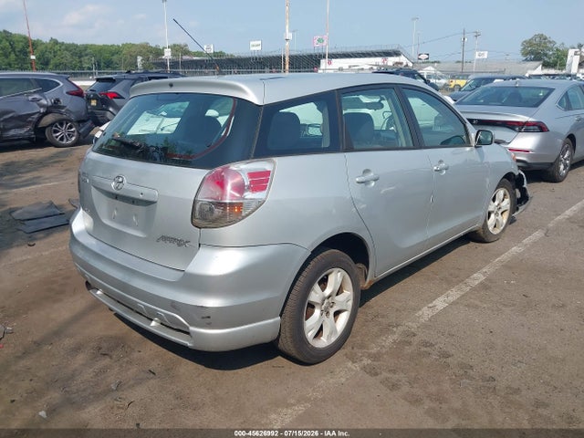 2005 Toyota Matrix Xr მანქანა იყიდება აუქციონზე, vin: 2T1KR32E35C382210, აუქციონის ნომერი: 45626992