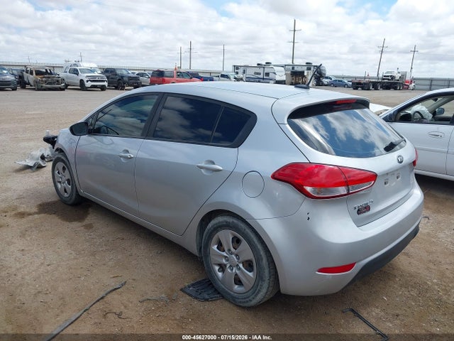 2017 Kia Forte Lx მანქანა იყიდება აუქციონზე, vin: KNAFK5A84H5705305, აუქციონის ნომერი: 45627000