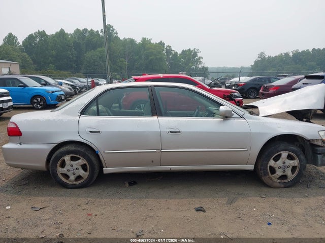 Продажа на аукционе авто 1998 Honda Accord Ex, vin: 1HGCG5650WA223541, номер лота: 45627024