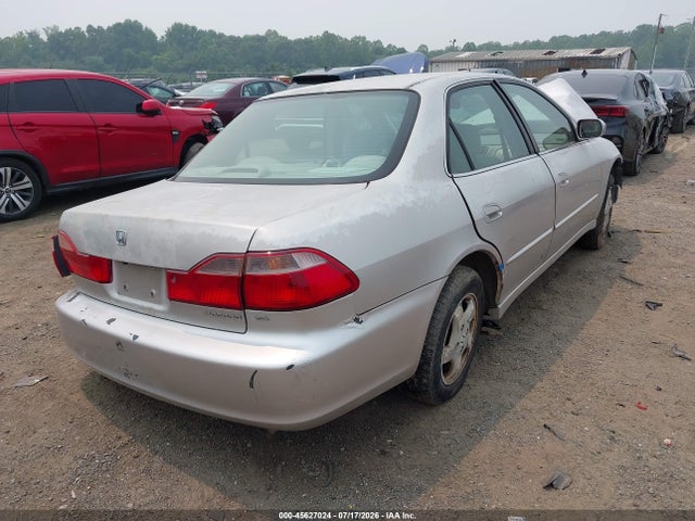 Продажа на аукционе авто 1998 Honda Accord Ex, vin: 1HGCG5650WA223541, номер лота: 45627024