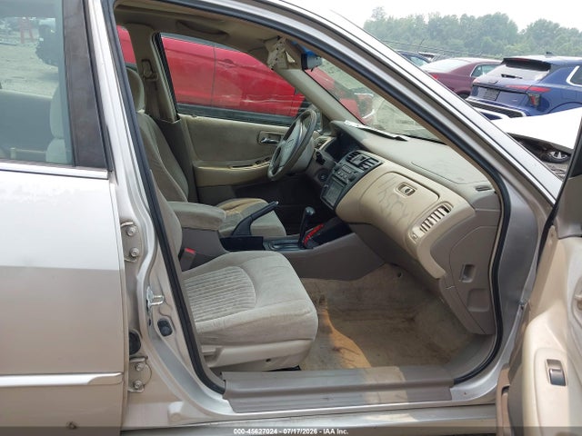 Продажа на аукционе авто 1998 Honda Accord Ex, vin: 1HGCG5650WA223541, номер лота: 45627024