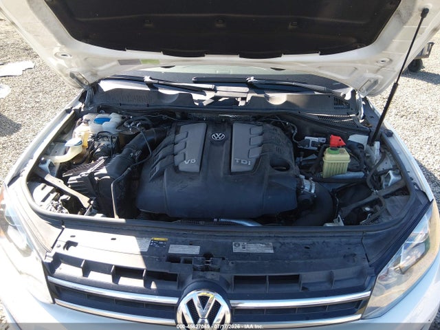 45627069 :رقم المزاد ، WVGEP9BP8ED014692 vin ، 2014 Volkswagen Touareg Tdi Lux مزاد بيع