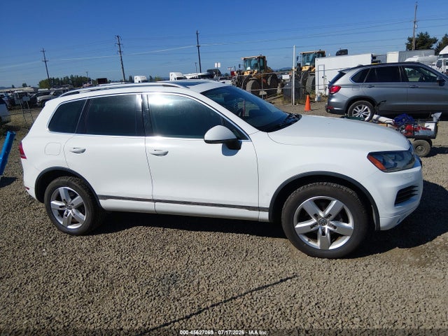 45627069 :رقم المزاد ، WVGEP9BP8ED014692 vin ، 2014 Volkswagen Touareg Tdi Lux مزاد بيع