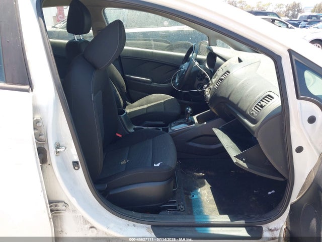 KIA FORTE LX 2018 3KPFK4A74JE244430 Image 5