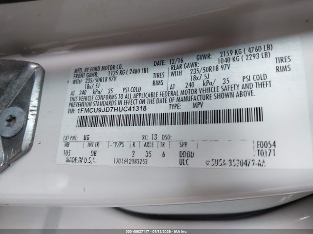 1FMCU9JD7HUC41318 Ford Escape Titanium
