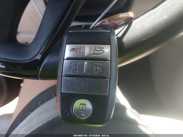 2017 Kia Sedona Ex მანქანა იყიდება აუქციონზე, vin: KNDMC5C14H6255656, აუქციონის ნომერი: 45627144