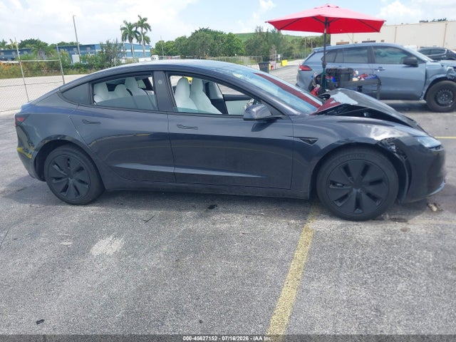 5YJ3E1EA3TF149756 Tesla Model 3 Premium Rear-wheel Drive/rear-wheel Drive