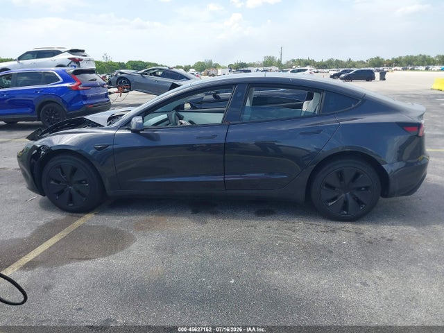 5YJ3E1EA3TF149756 Tesla Model 3 Premium Rear-wheel Drive/rear-wheel Drive