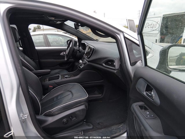 2026 Chrysler Pacifica Limited მანქანა იყიდება აუქციონზე, vin: 2C4RC1GG5TR183171, აუქციონის ნომერი: 45627185