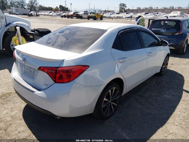Toyota COROLLA SE 2019 5YFBURHE8KP867978 Image 4