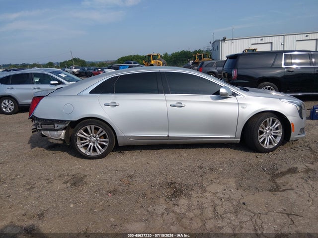 Cadillac XTS LUXURY 2018 2G61M5S31J9141943 Image 13