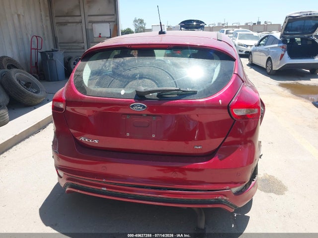 Ford FOCUS SE 2016 1FADP3K22GL238704 Image 16