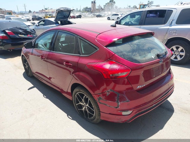 Ford FOCUS SE 2016 1FADP3K22GL238704 Image 3