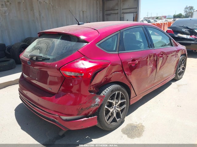 Ford FOCUS SE 2016 1FADP3K22GL238704 Image 4