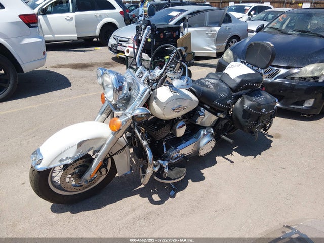 Harley-Davidson Flstc Heritage Softail Classic 2015 1HD1BWV14FB029953 Image 2