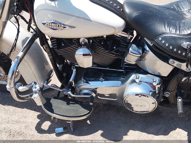 Harley-Davidson Flstc Heritage Softail Classic 2015 1HD1BWV14FB029953 Image 9