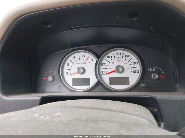 45627349 :رقم المزاد ، 1FMYU92Z55KA02339 vin ، 2005 Ford Escape Xls مزاد بيع