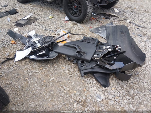 2017 Jeep Wrangler Unlimited Sport მანქანა იყიდება აუქციონზე, vin: 1C4BJWDG3HL689901, აუქციონის ნომერი: 45627366