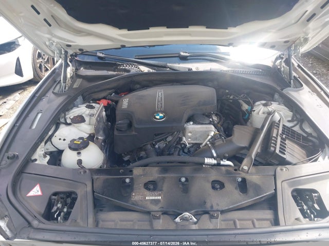 45627377 :رقم المزاد ، WBA5A5C59FD513513 vin ، 2015 Bmw 528i مزاد بيع
