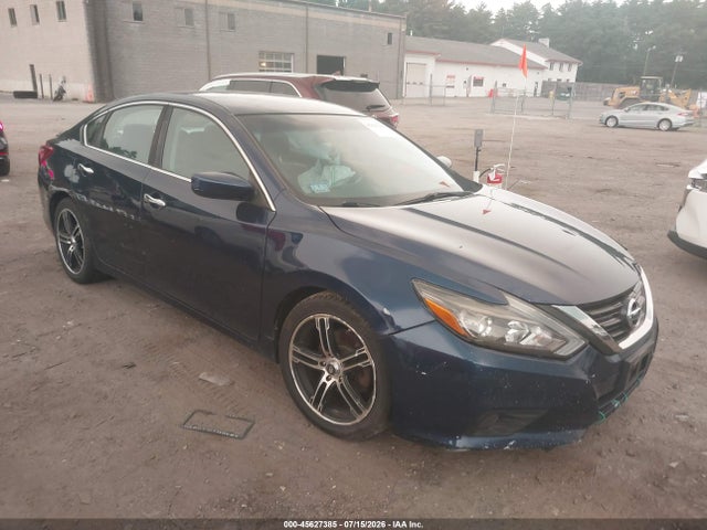 2017 Nissan Altima 2.5 Sr მანქანა იყიდება აუქციონზე, vin: 1N4AL3APXHC178751, აუქციონის ნომერი: 45627385