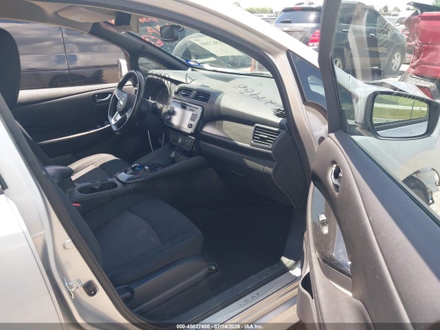 45627400 :رقم المزاد ، 1N4AZ1CP6KC305440 vin ، 2019 Nissan Leaf Sv مزاد بيع