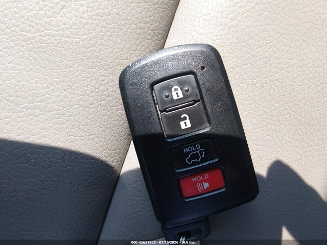 Продажа на аукционе авто 2013 Toyota Rav4 Limited, vin: 2T3YFREV8DW028852, номер лота: 45627425