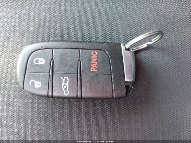 45627446 :رقم المزاد ، 1C3CCCAB1GN159732 vin ، 2016 Chrysler 200 Limited مزاد بيع