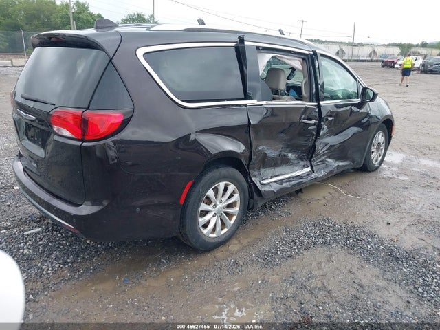 Aukcja sprzedaży 2018 Chrysler Pacifica Touring L Plus, vin: 2C4RC1EG8JR352180, numer aukcji: 45627455