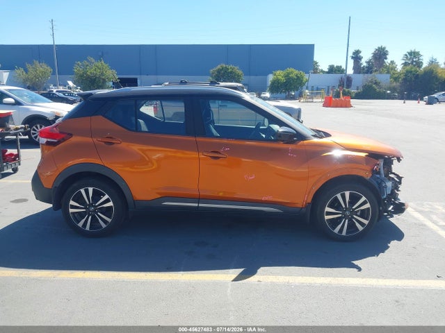 3N1CP5CU4JL506328 Nissan KICKS SR