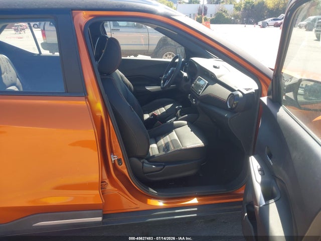 3N1CP5CU4JL506328 Nissan KICKS SR