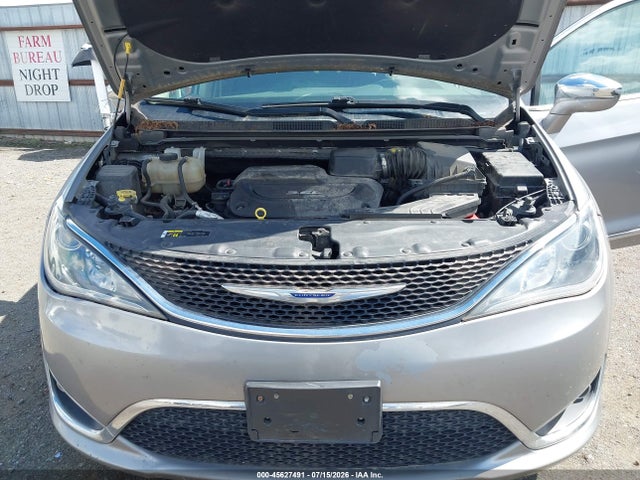 45627491 :رقم المزاد ، 2C4RC1GG7JR320320 vin ، 2018 Chrysler Pacifica Limited مزاد بيع