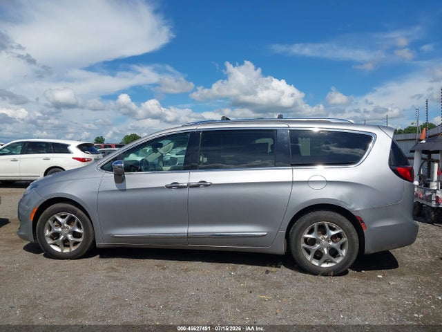 45627491 :رقم المزاد ، 2C4RC1GG7JR320320 vin ، 2018 Chrysler Pacifica Limited مزاد بيع