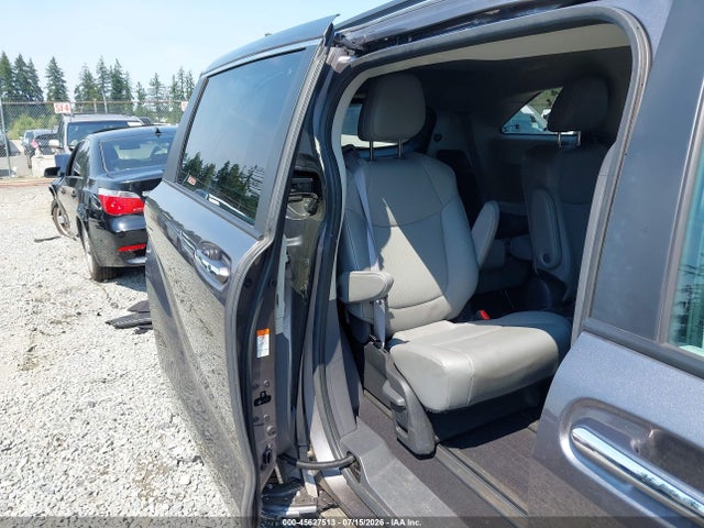 Toyota SIENNA XLE 2023 5TDYSKFC0PS075380 Image 8