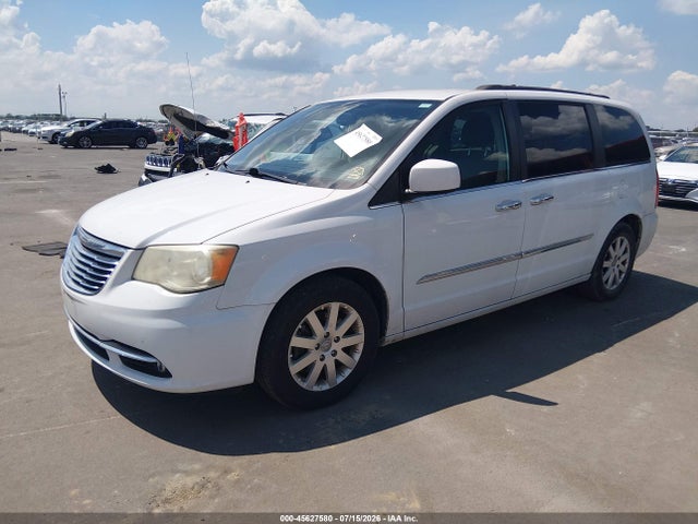 45627580 :رقم المزاد ، 2C4RC1BG2DR815147 vin ، 2013 Chrysler Town & Country Touring مزاد بيع