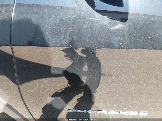 Продаж на аукціоні авто 2018 Jeep Cherokee Latitude 4x4, vin: 1C4PJMCB7JD559264, номер лоту: 45627593