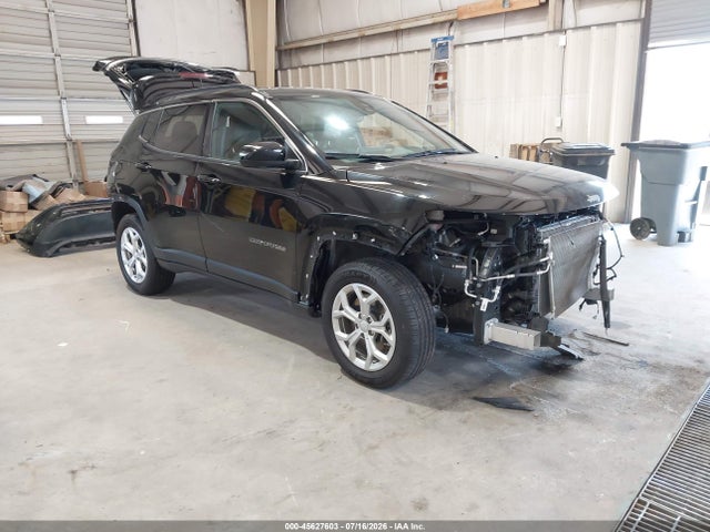 Продажа на аукционе авто 2024 Jeep Compass Latitude 4x4, vin: 3C4NJDBN7RT111972, номер лота: 45627603